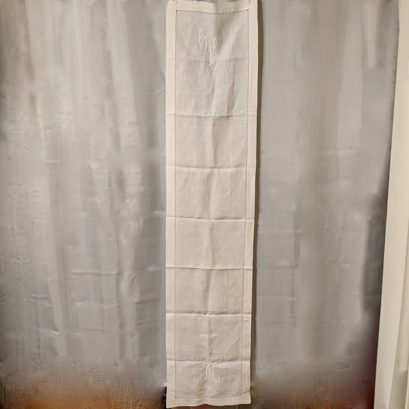Embroidered NWOT Linen Table Runner (White) - Picture 2 of 8